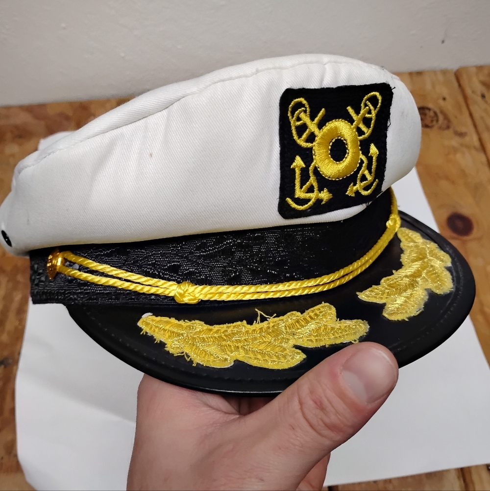 Dorfman pacific snapback Captains Hat Black And Gold Brimmed Sailing